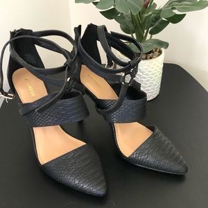 EXPRESS | Black Stiletto Pump Heels